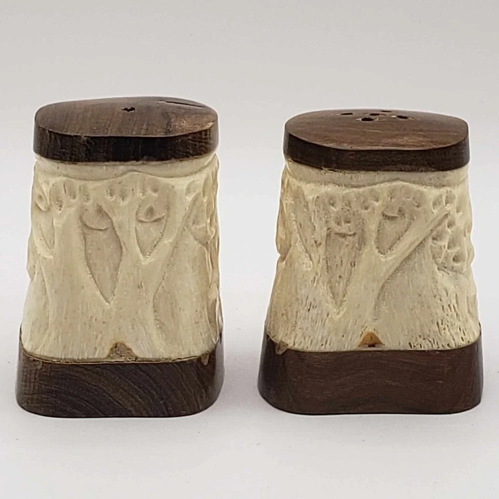 African Handmade Bone & Wood Elephant Salt Pepper Shakers Kitchen Collectables